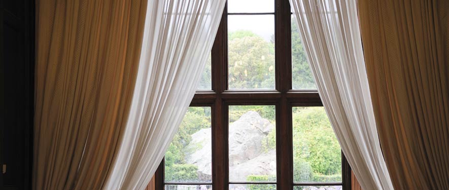 Claremont, CA drape blinds cleaning